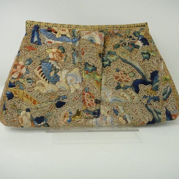 Embroidered Clutch Purse w Belt or Wrist Loop Strap Asian Figures - Picture 4 of 15